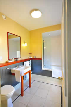 Campus en-suite bathroom